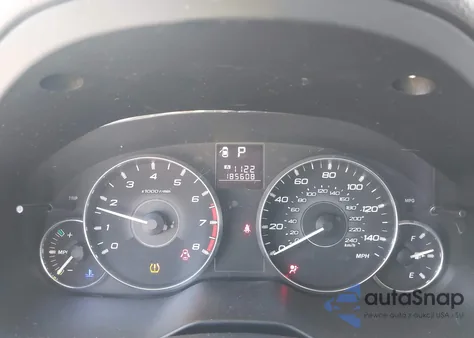 2011 Subaru Legacy 2.5I Premium из США, поврежденный, VIN 4S3BMBH67B3255747